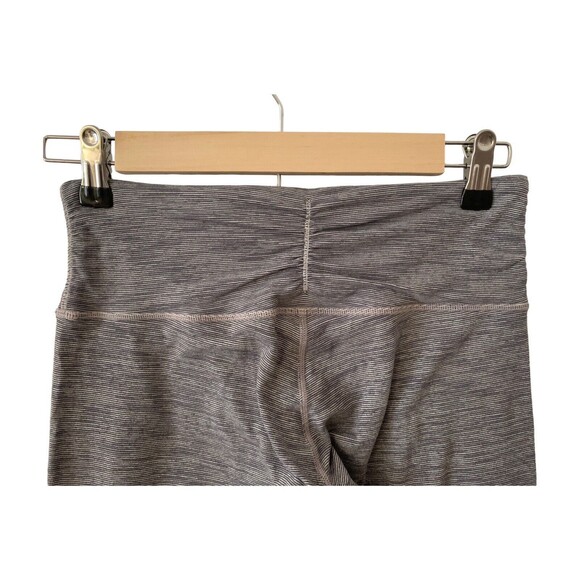 LULULEMON Midrise Ruched Waist Cropped Legging Keyhole Leg Gray Mini Stripe Sz 6 - Picture 6 of 11